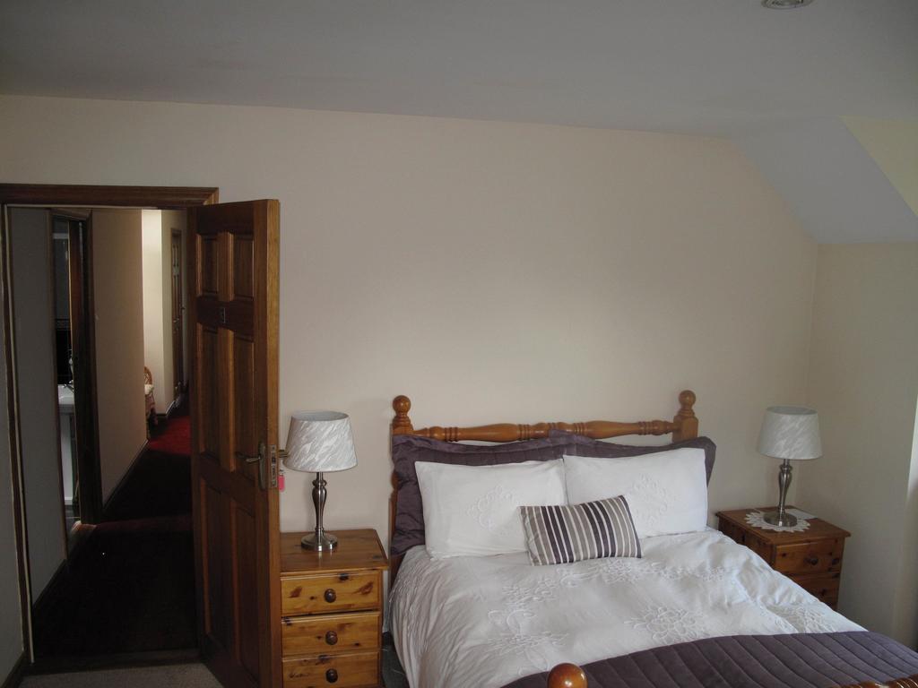 Bed and Breakfast Glencove Эннис Номер фото