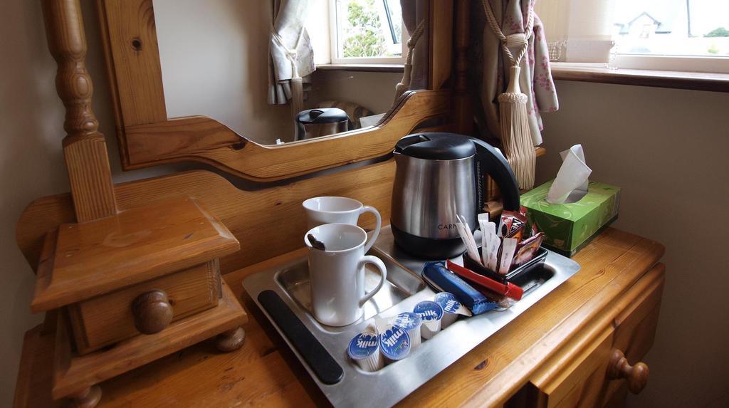 Bed and Breakfast Glencove Эннис Экстерьер фото